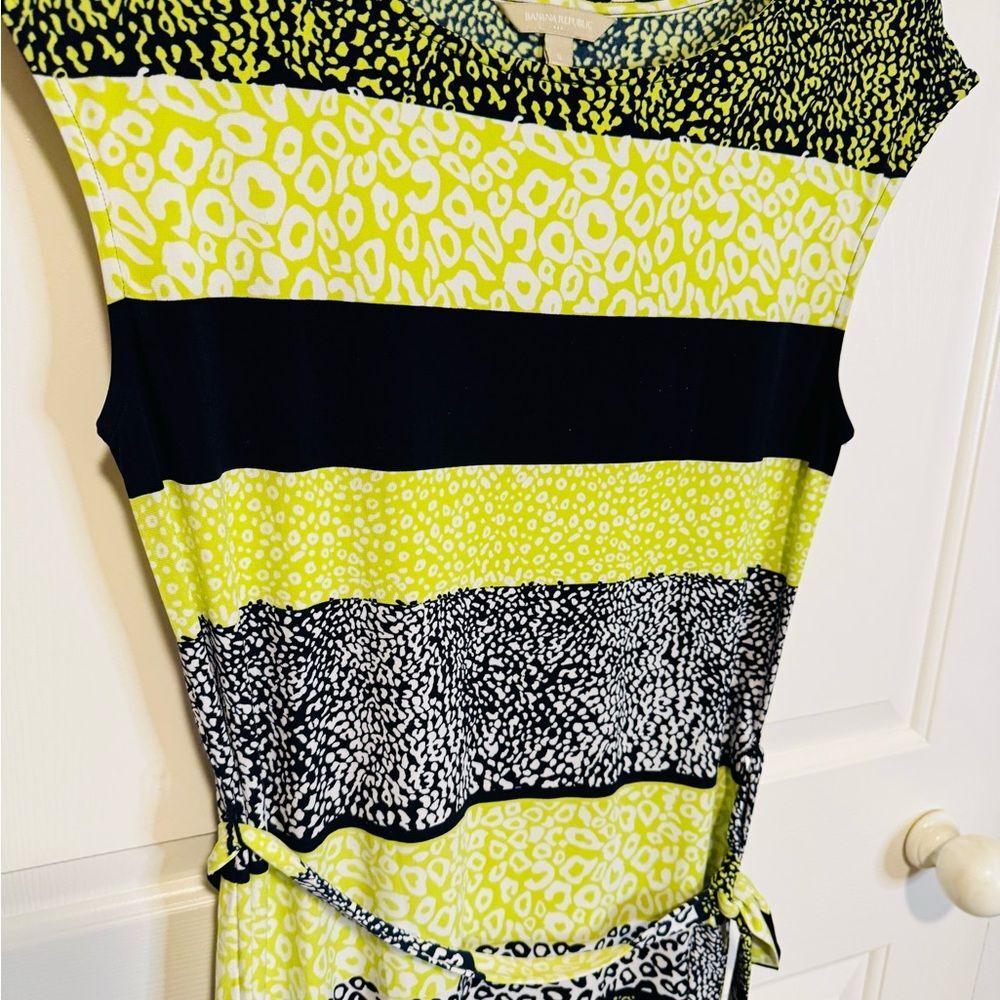 Banana Republic Lime and Black Patterned Midi Dress size Small